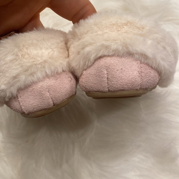 Cath Kids Girl’s Ice Skater slippers toddler size 8 NWOT - Picture 5 of 8